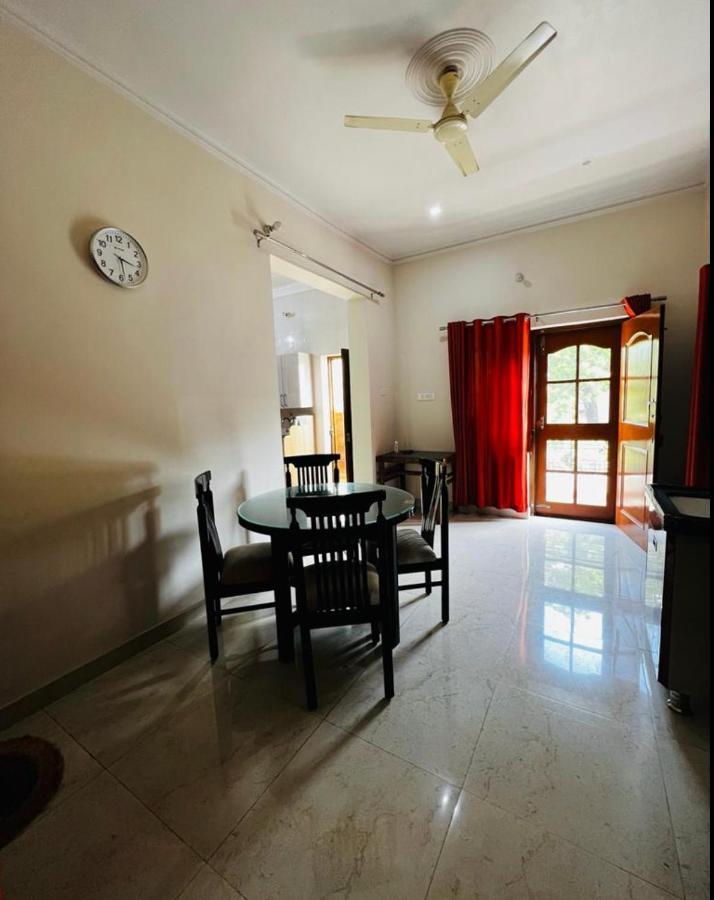 Kaashi Flora Villa Varanasi Bagian luar foto