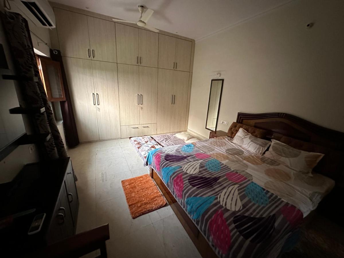 Kaashi Flora Villa Varanasi Bagian luar foto