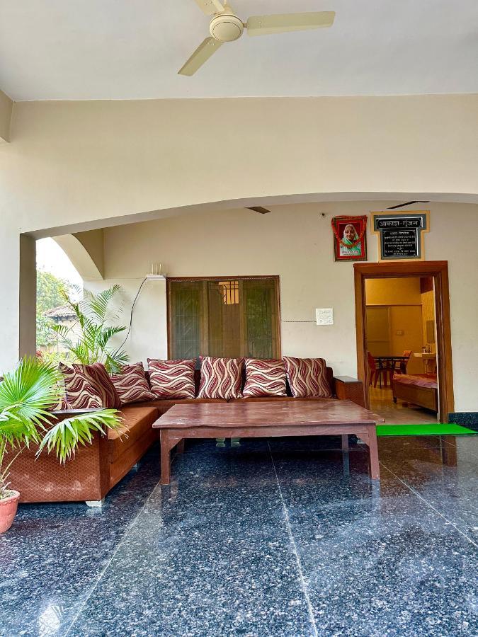 Kaashi Flora Villa Varanasi Bagian luar foto